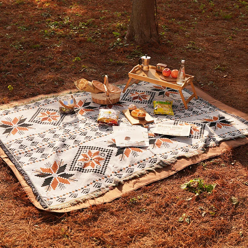 Outdoor Picnic Rug Thick Multifunction Tablecloth Carpet Pad Camping Tent Mat Tapestry Shawl Beach Travel Yoga Blanket