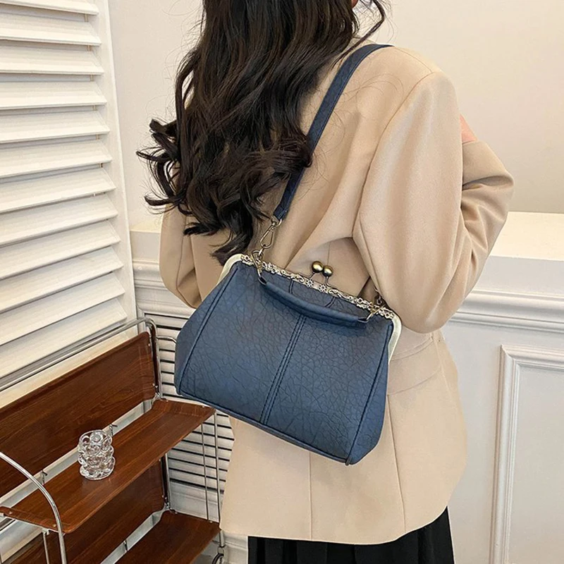 Retro Matte Leather Crossbody Bag For Women Clip Shoulder Bag Solid Color Handbag Female Luxury Design Lady Pillow Messenger Bag