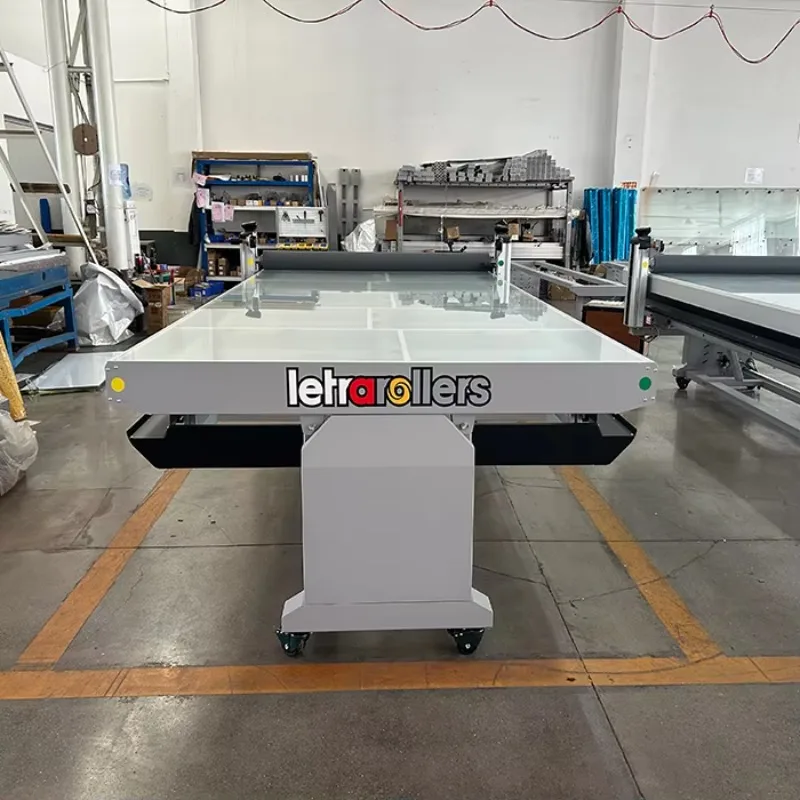 1.3*2.5m/4.2*8.2ft Flatbed Vinyl Laminator Warm& Cold Table Applicator With OEM Logo LF1325-B4