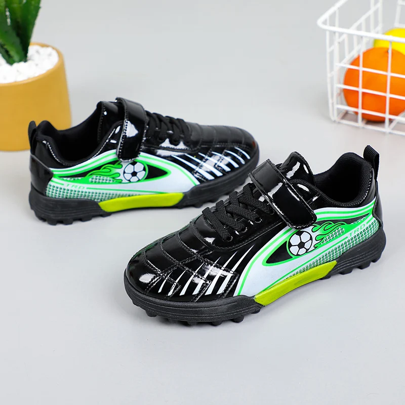 Casual Cool Soccer Shoes For Boys Lightweight Non-slip Football Shoes For All Seasons