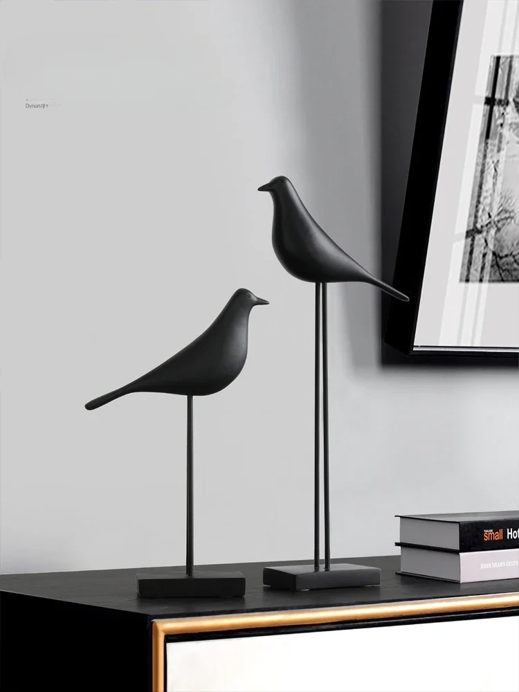 Light luxury, high-end, modern, minimalist bird decorations, living room, TV cabinet, home, soft decoration, sample room,