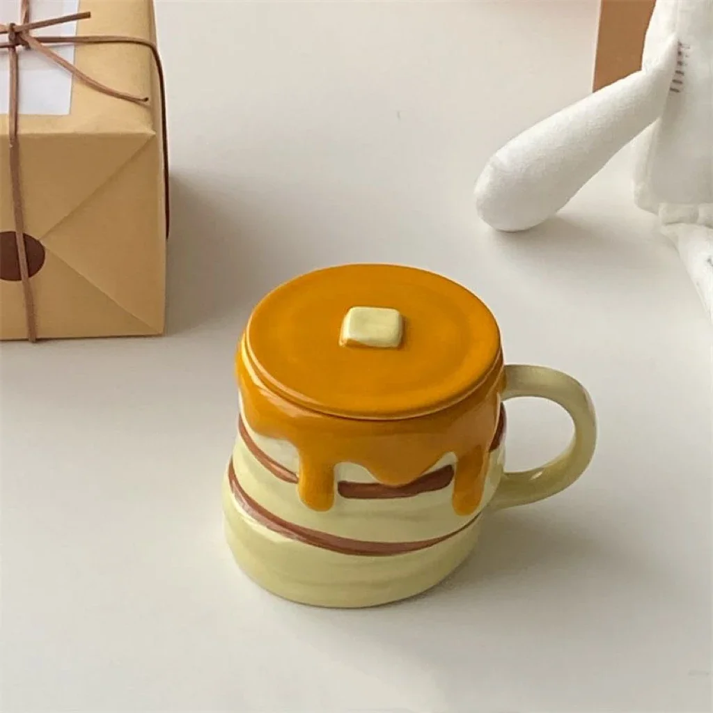 Creative Honey Muffin Shape Underglaze Ceramic Mug with Lid Coffee Cup Perfect Birthday Gift for Kid Woman 300ml Kawaii Cute Mug