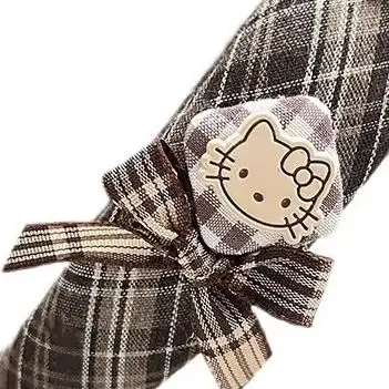 

Повязка на голову Sanrio Hello Kitty с милым мультяшным рисунком в клетку в стиле ретро, контрастная ткань, аксессуары для волос для милых девочек, универсальный головной убор
