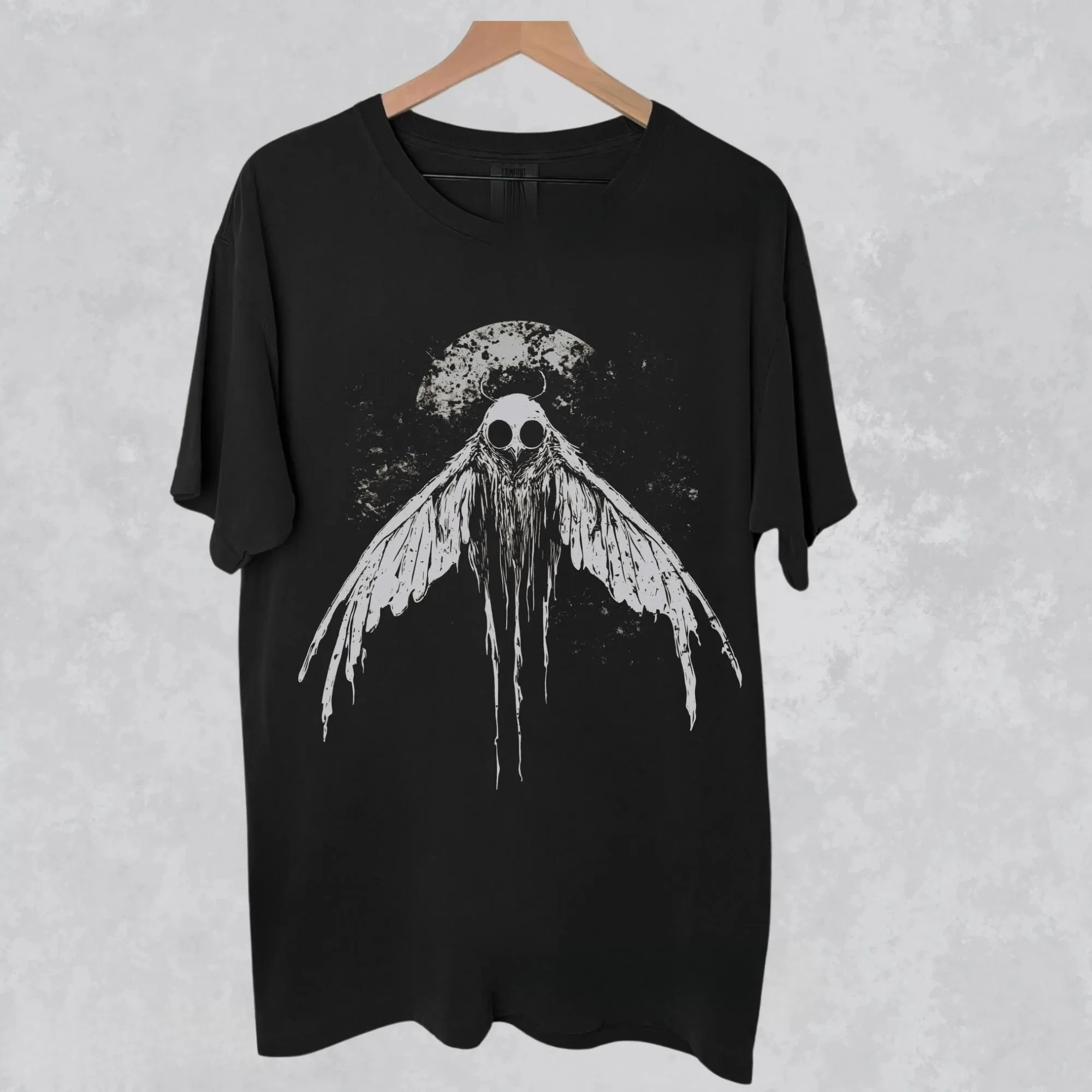 Mothman Pattern Printed T-shirt Spring/Summer Women's New Fashion Trend Top Neutral Short Sleeve Comfortable T-shirt