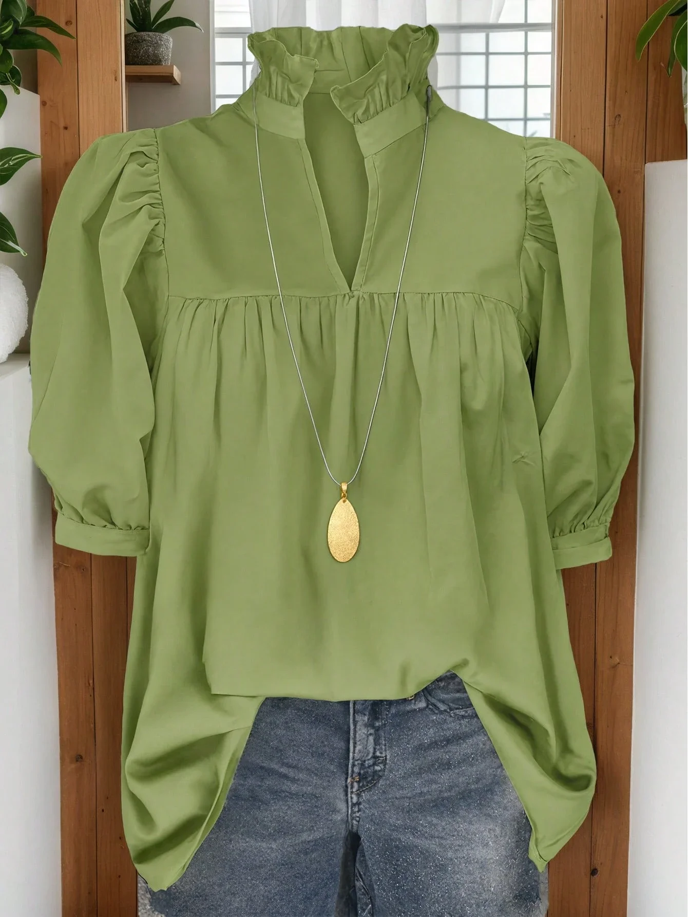 

Plus Size Women's Spring Summer Blouse Puff Sleeve Ruffled Collar Solid Color Casual Shirt