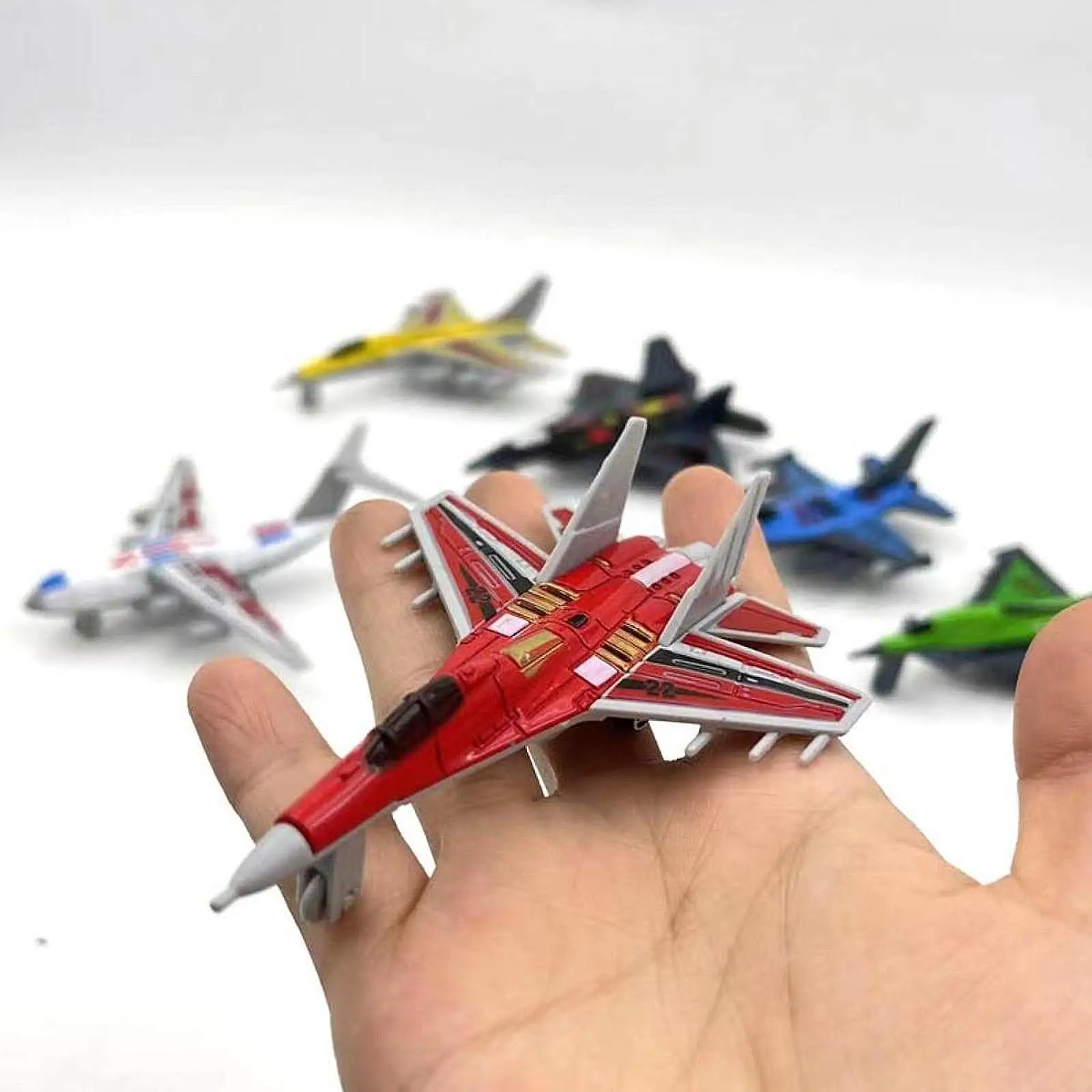 

Diecast Alloy PP Aircraft Plane Models Realistic Fighter Jet Educational Toys Multi Color Display Ornaments for Kids