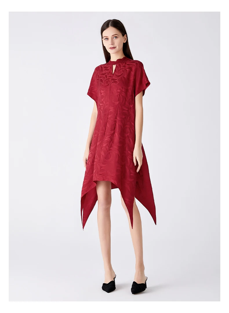 

100% Jacquard Pure Mulberry Silk Hollowed-out Collar Dresses Women Raglan Short Sleeve Asymmetric Hem Burgundy Dress AE1931