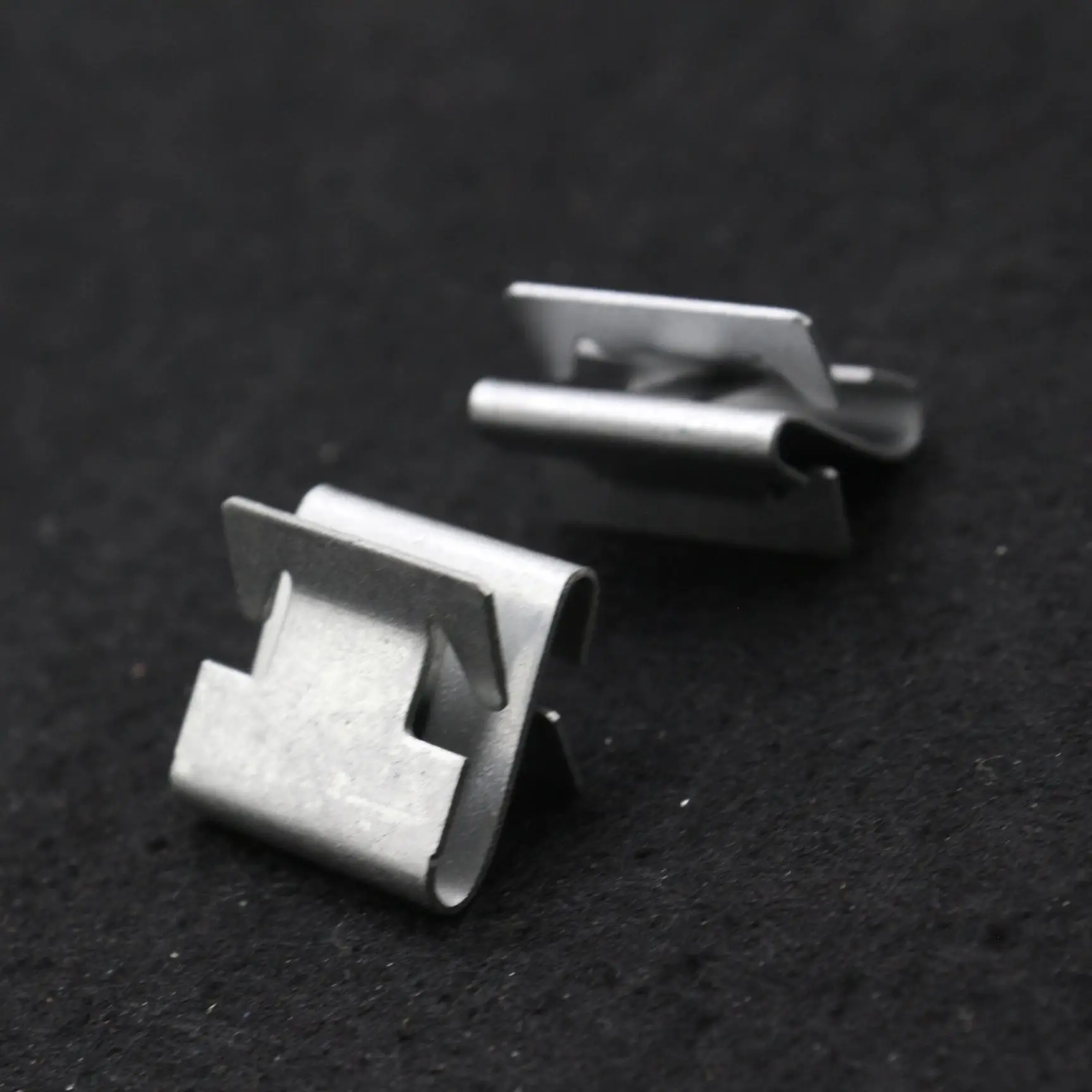 10 قطعة لوحة القيادة واللفافة لوحة الكسوة التجنيب كليب لفورد الداخلية داش تصاعد السحابات 6071353 استبدال #4