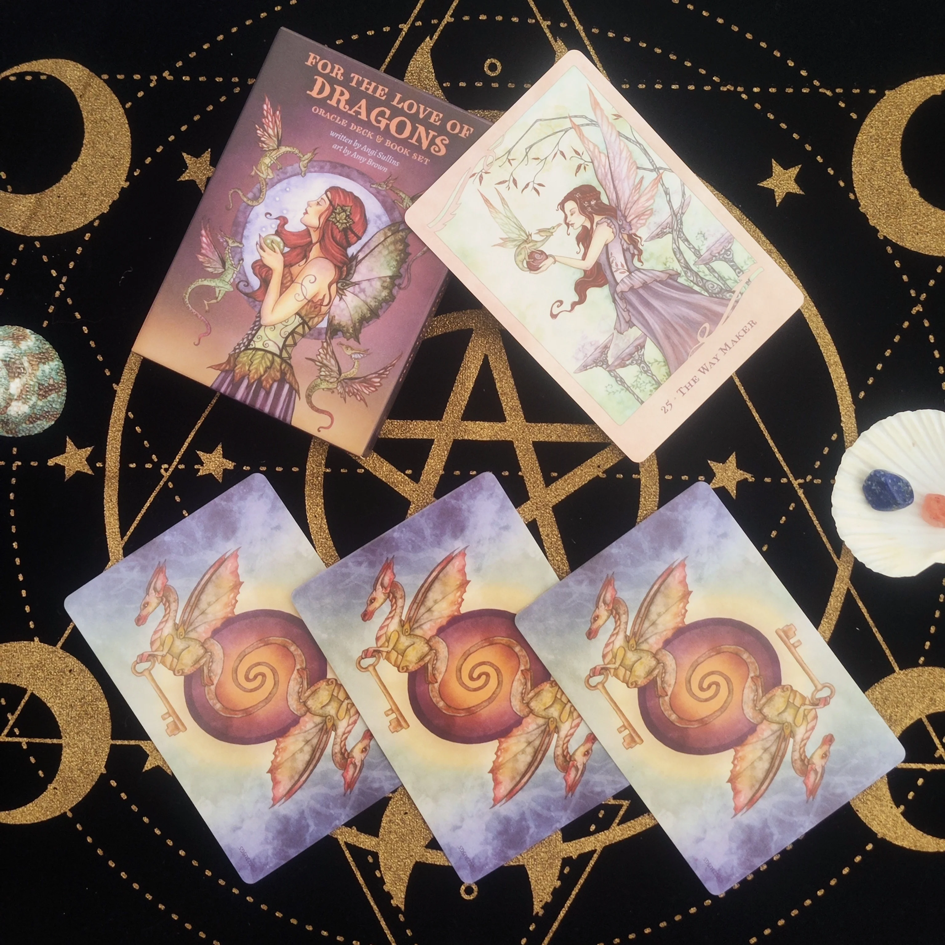 

Колода Oracle 10,4*7,3 см для Love of Dragons, 44 карты