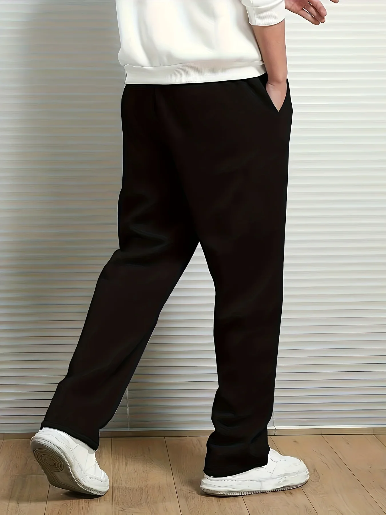 กางเกงจ็อกกิ้งสีเทาล้วนสำหรับผู้ชาย พิมพ์ลายดาวสีขาวที่ต้นขา - ทรงหลวมตรงแบบกรวย ดีไซน์เอวผูกเชือก กางเกงลำลองสำหรับเล่นกีฬา