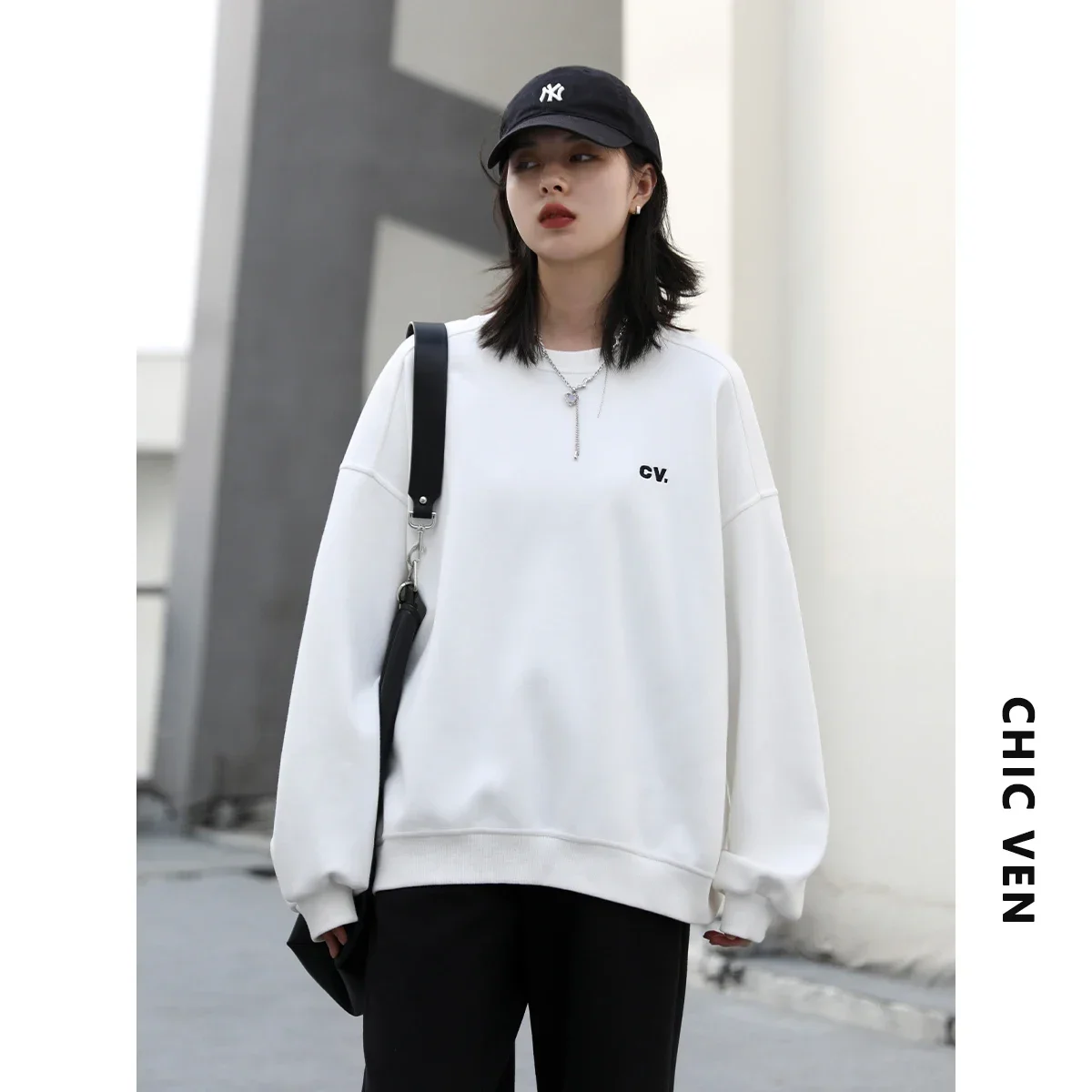 CHIC VEN Women\'s Sweatshirts O Neck Loose Casual Thick Warm Plush Coat Letter Embroidered Pullover Female Top Winter Autumn 2023