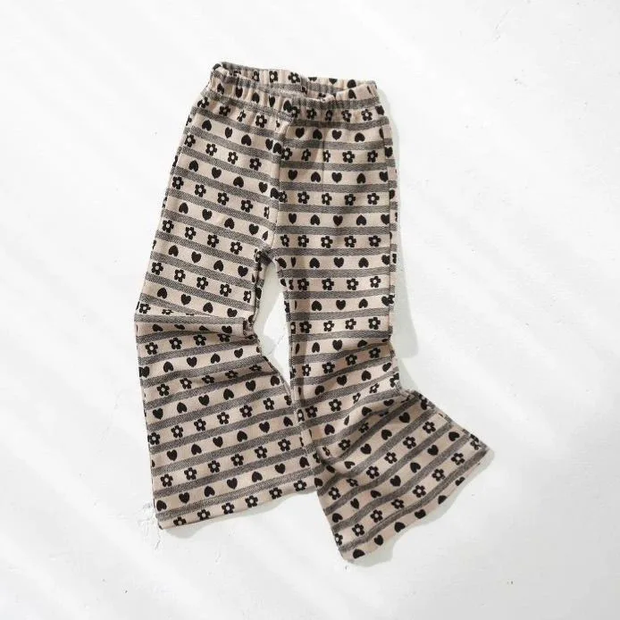 Mädchenhosen Frühling 2026 Neue Kinder-Leggings mit Liebes-Print, vielseitige Freizeithosen für Kinder – Detail 3