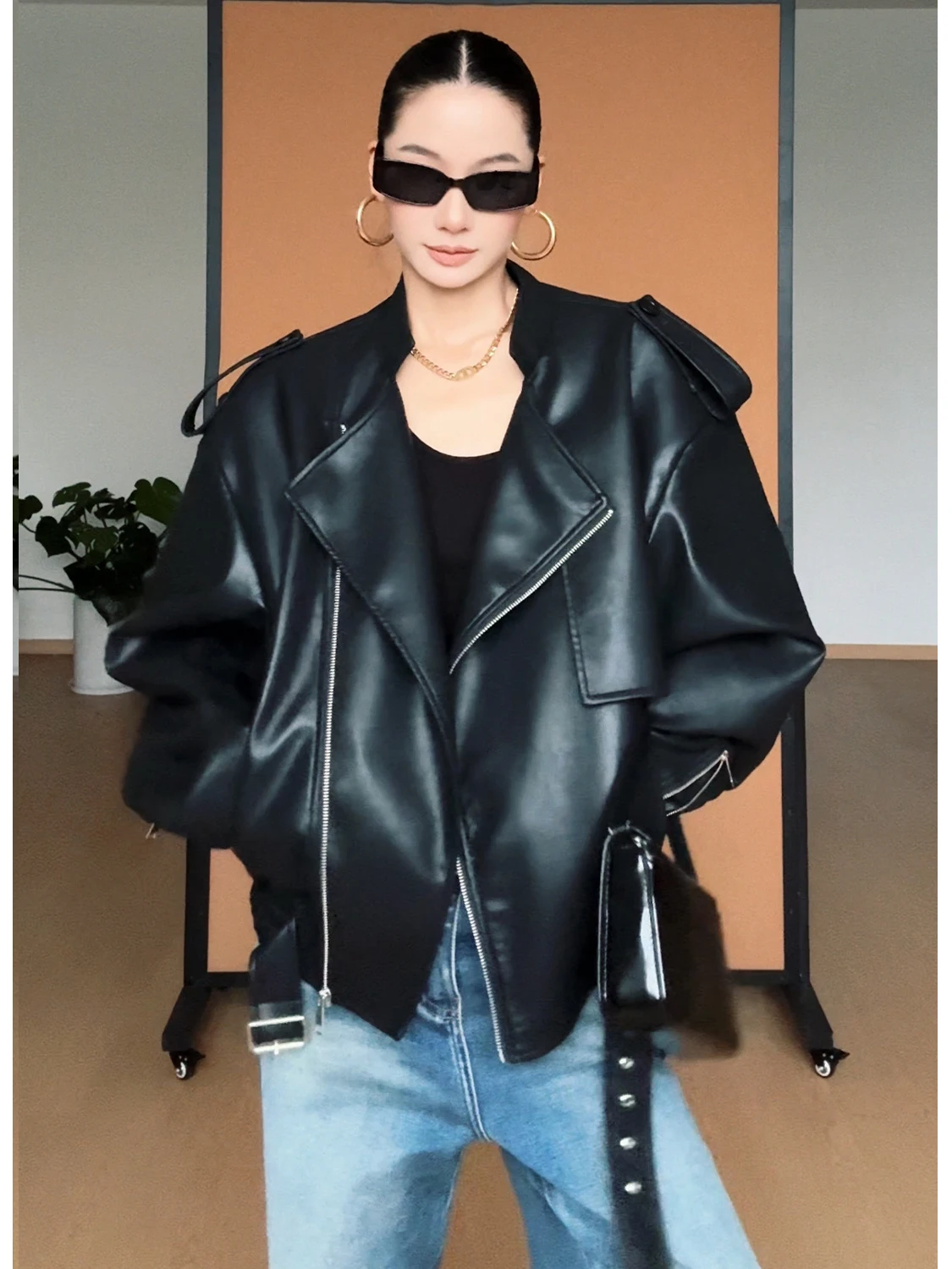 

Мотоциклетная куртка CIZZLEMORE из искусственной кожи, укороченная, с воротником-стойкой, универсальная, осенняя, новая модель, для молодых женщин, для поездок на работу, ветрозащитная