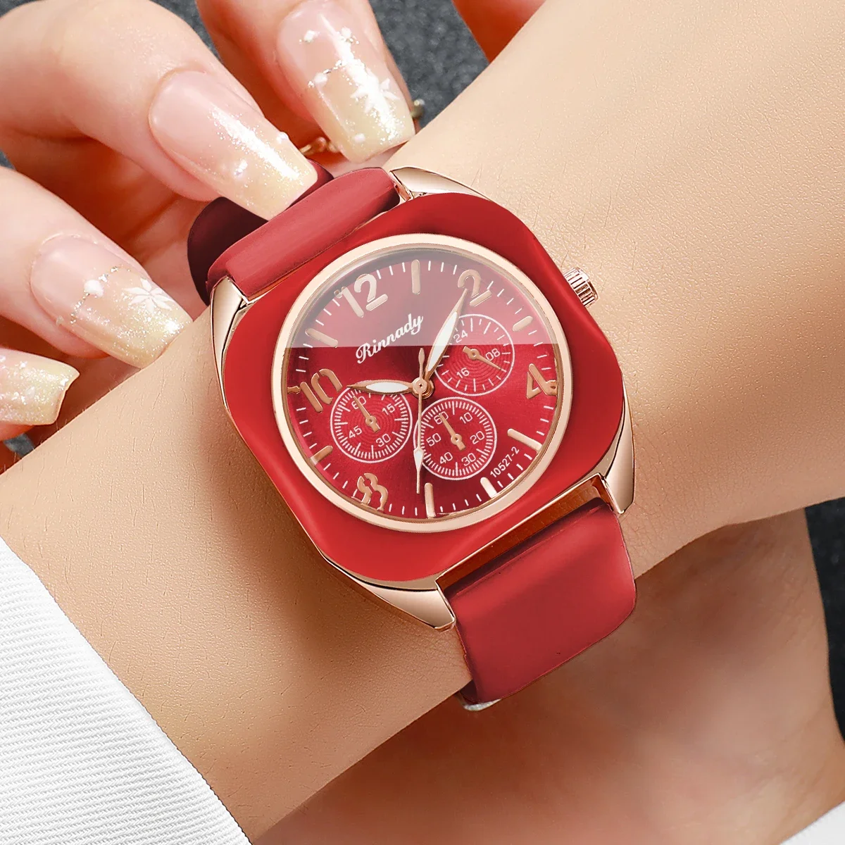 Lively Women Quartz Watch Square Decorative Three Dials red Silicone Strap Sports Wristwatches Relogio Feminino（Without Box）
