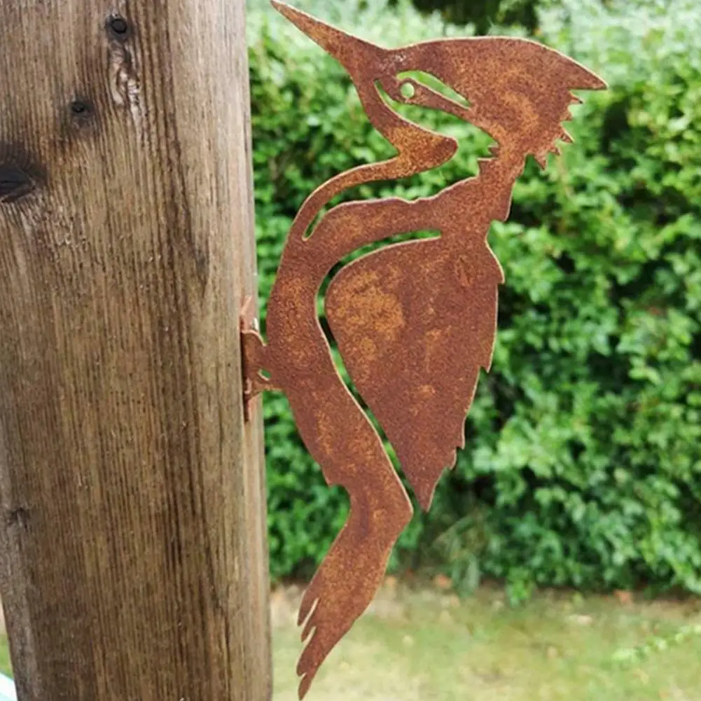 Elegant Garden Stake Design Pileated Bird Rusty Metal Silhouette Yard Bird Decor Silhouette Lawn Tree Metal Decoration Rust