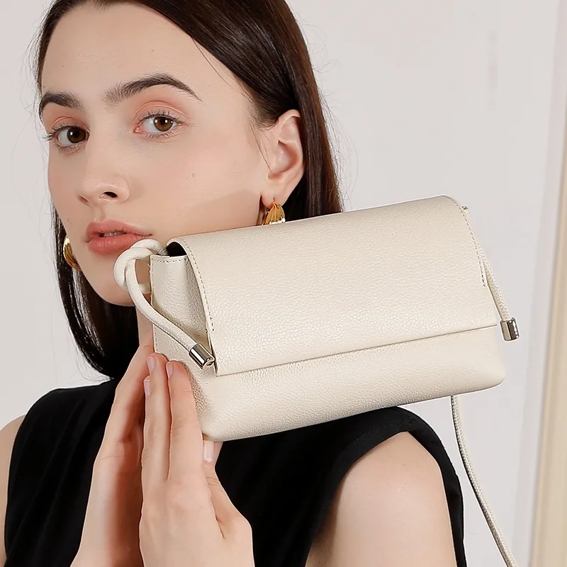 

Top Layer Soft Cowhide match Crossbody Bag Genuine Leather Women's Bag 2025 New Trendy Niche shoulder Underarm Bag