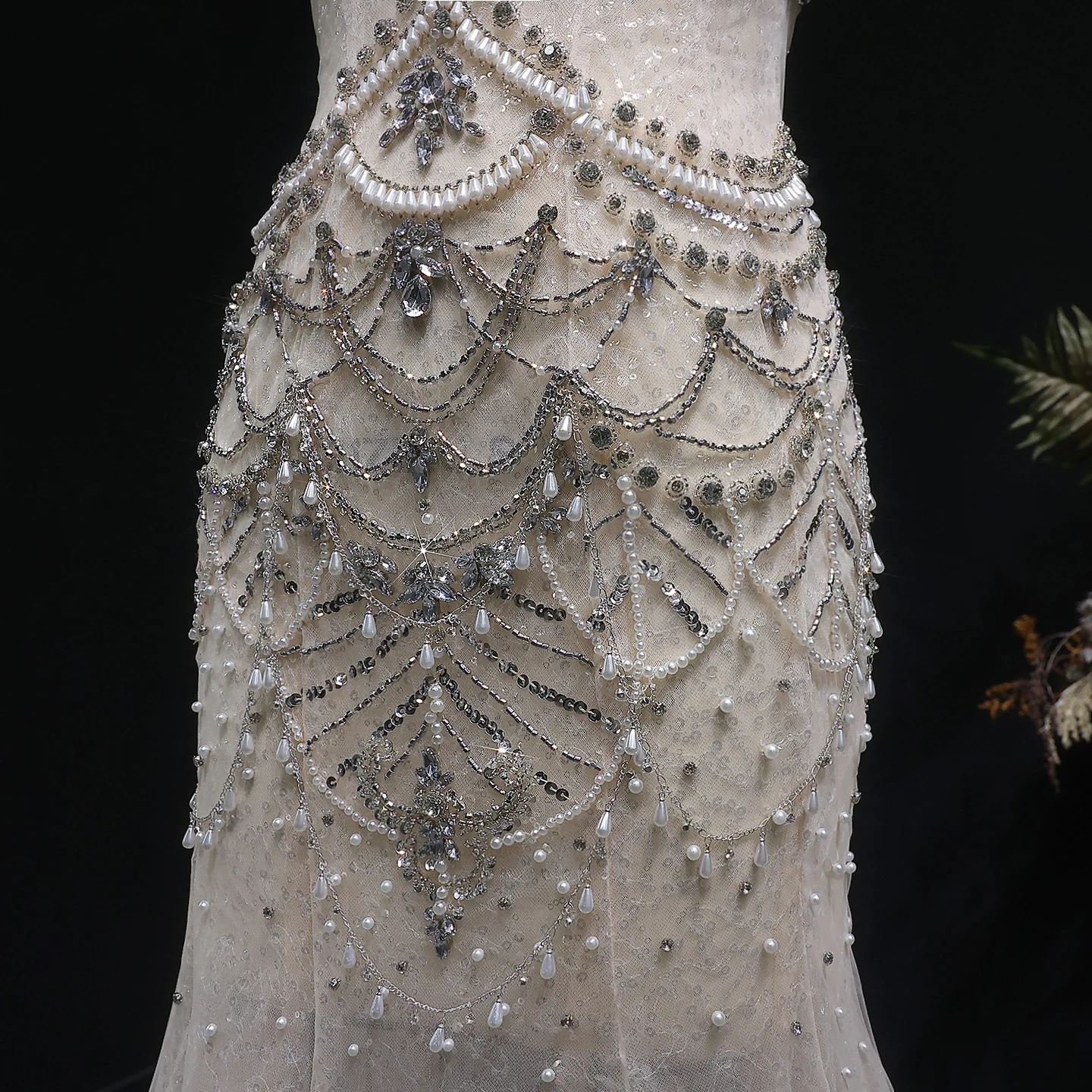 Sharon Said Dubai Champagner Hochgeschlossenes Abendkleid mit Perlenbesetzter Meerjungfrauen-Silhouette Damen Formelles Ballkleid SS380 Maßanfertigung – Detail 5