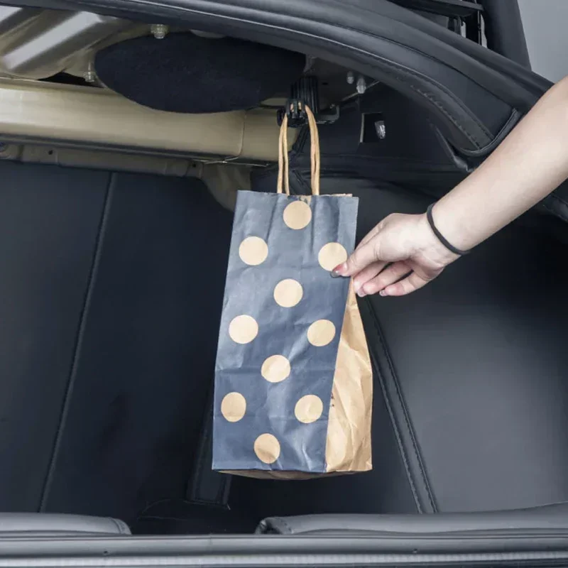 خطاف صندوق السيارة لطراز تسلا 3 2024-2025 ملحقات المرتفعات صندوق القفازات خطاف مخفي مشبك قابل للطي لطراز تسلا 3 2024-2025 #3