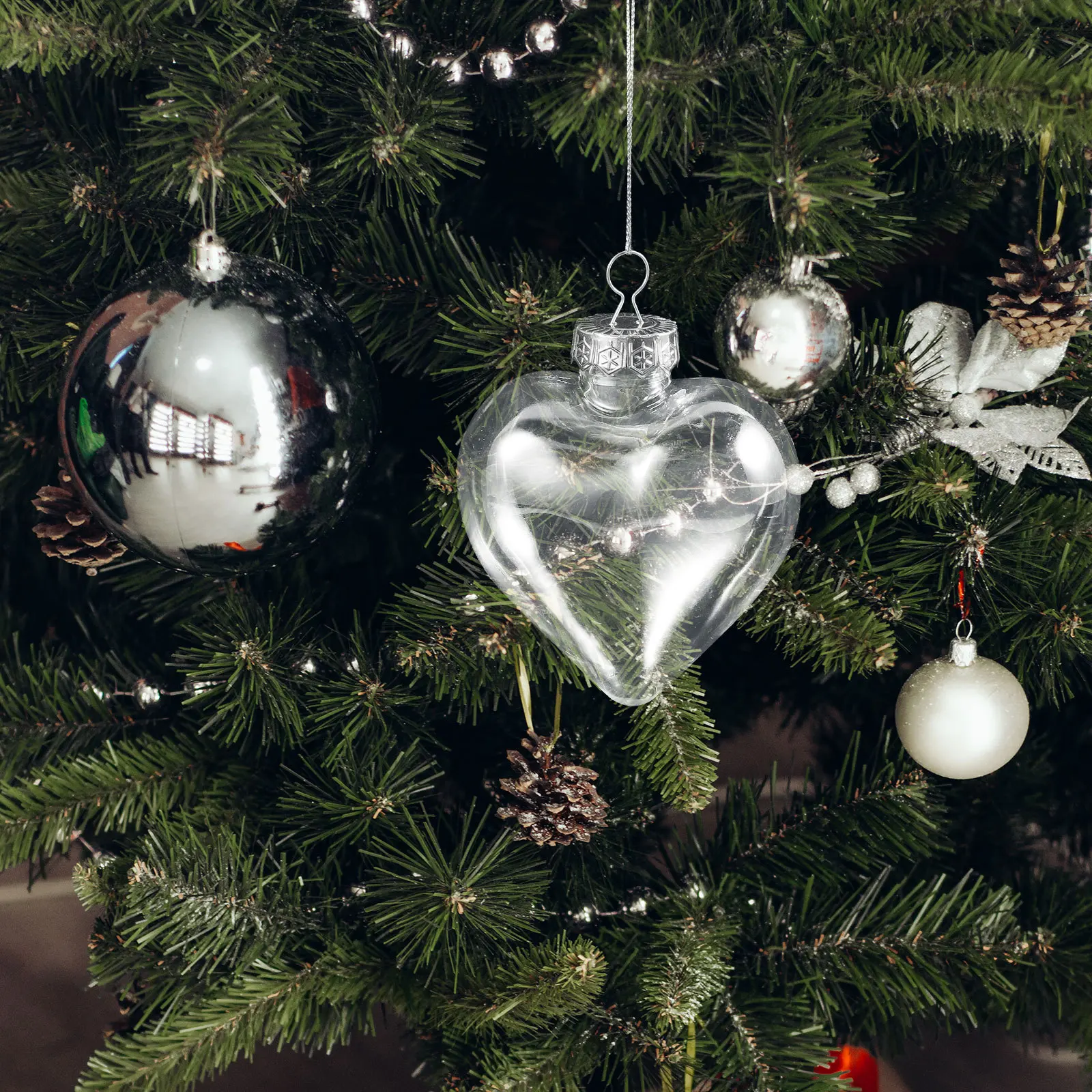 

16Pcs Christmas Ball Ornaments Clear Plastic Hanging Balls Fillable Decorative Tree Decorations Xmas Party Supplies