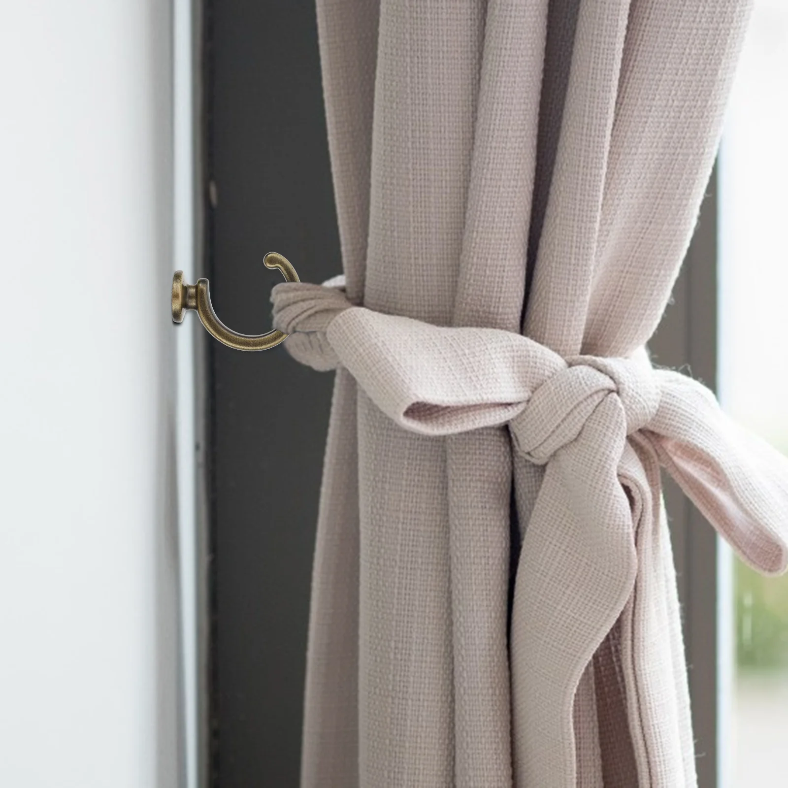 2Pcs Curtain Hook Zinc Alloy Sturdy Multi Use Hanging Hardware for Traditional Classic Modern Rooms Home Hotel Curtain