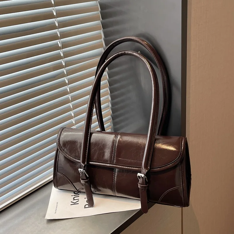 

Underarm Bag For Women's Pull-up Leather Baguette Bag Ladies Large Capacity Fashion Shoulder Bag Female Designer Commute Handbag