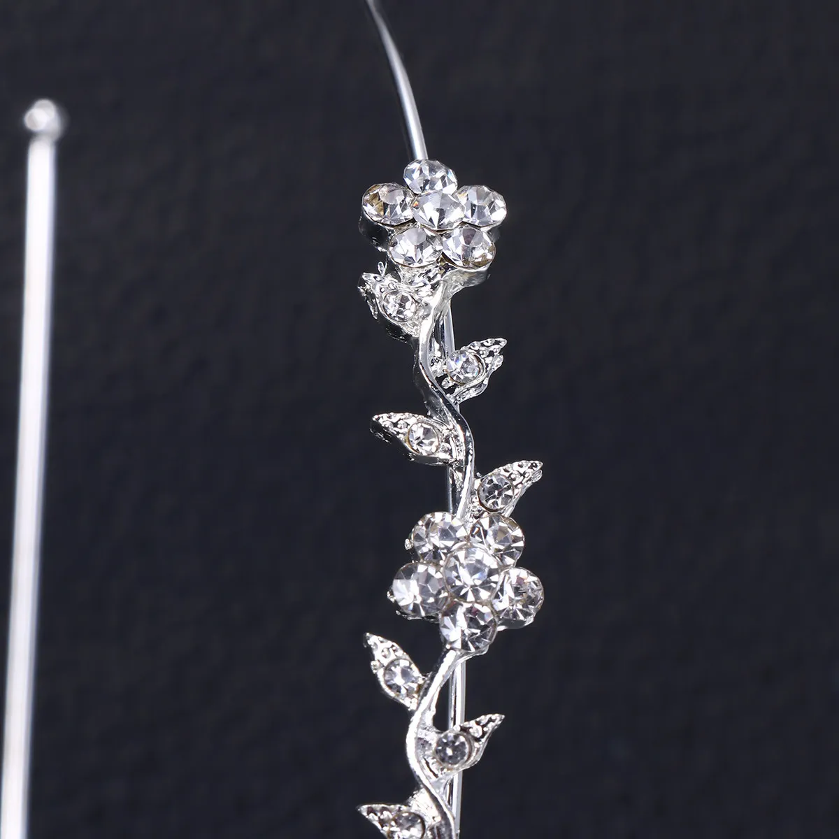 

Свадебная повязка на голову с цветами сливы и листьями, украшение для волос, аксессуар для невесты, повязка для выпускного вечера и свадьбы