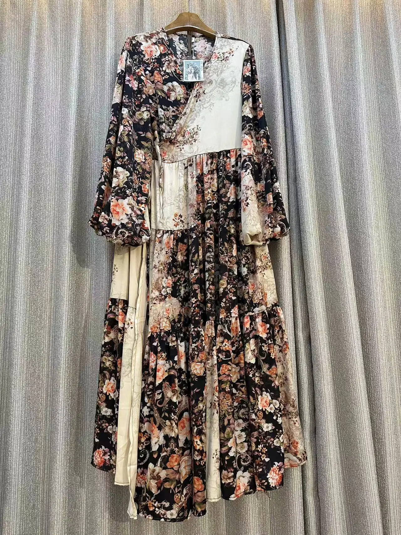 

Новое платье 2026 года во французском стиле с шикарным принтом, V-образным вырезом, рукавами-фонариками, для женщин, весеннее, на шнуровке, свободное, с высокой талией, с оборками, длинное