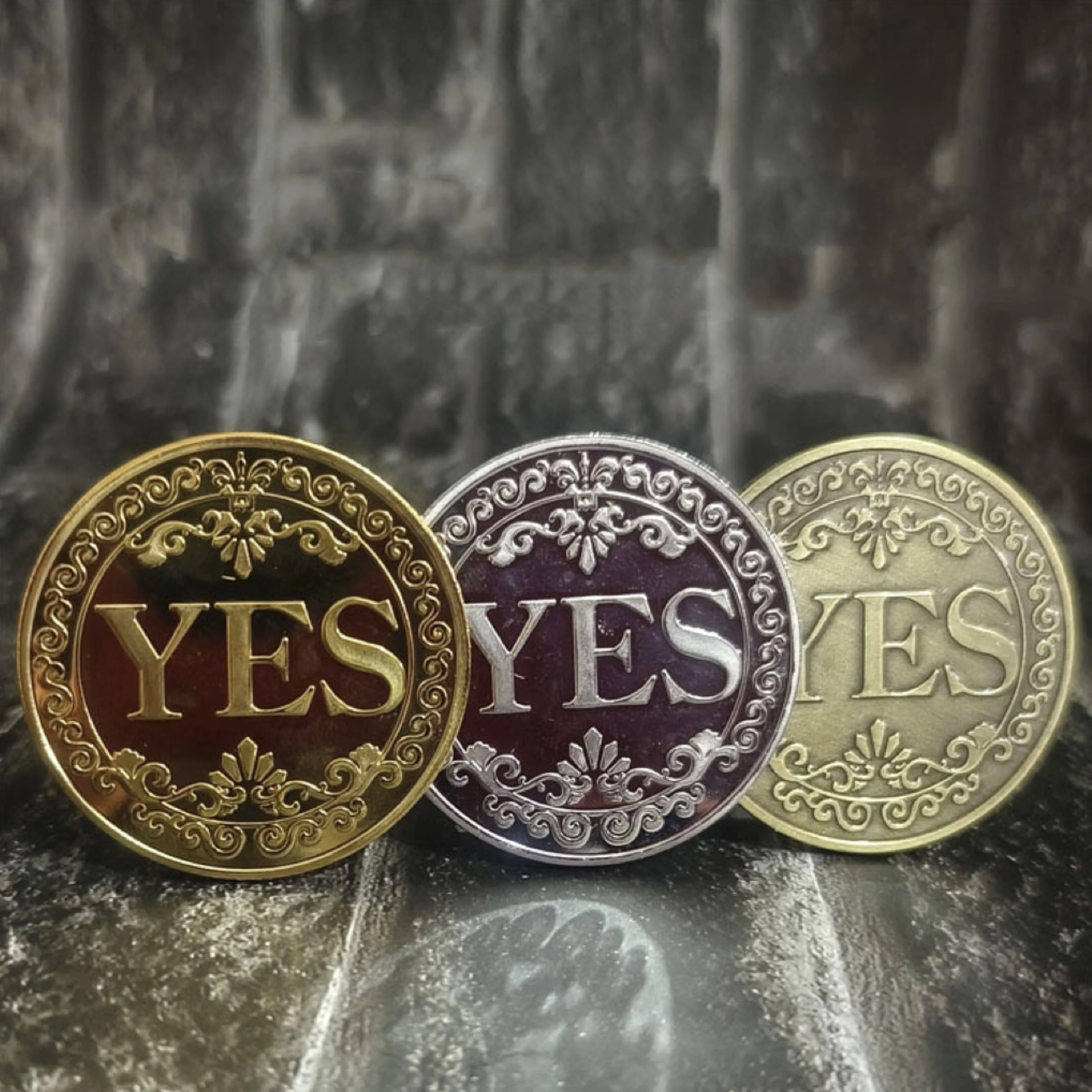 Moneda de sí o sin decisión, insignia conmemorativa de tres colores, abalorio en relieve de doble cara, diámetro de 2,5mm, colección de monedas de decisión