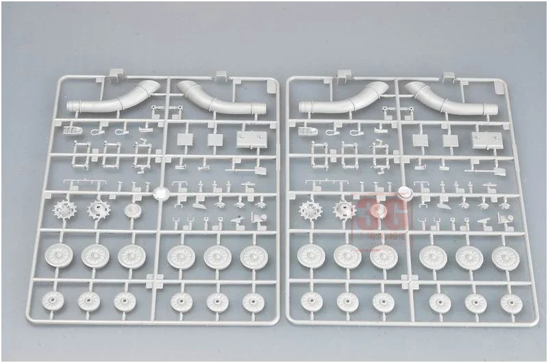 Trumpeter Military assemblato Combat Vehicle Model Kit 00381 Russian PT-76B Light anfibio Tank 1/35