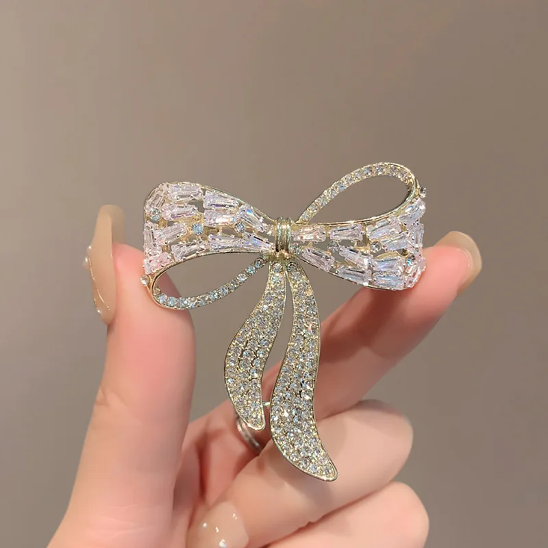 

2PC setHigh-end Gold Wheat Spike Brooch Elegant High-end Niche Boutonniere Women Versatile Bouquet Suit Coat Pin