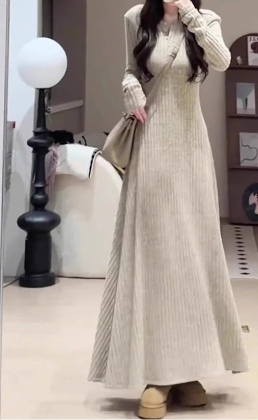 2026  Knitted Dress Women's Autumn New Collection Waist Cinching Long Skirt