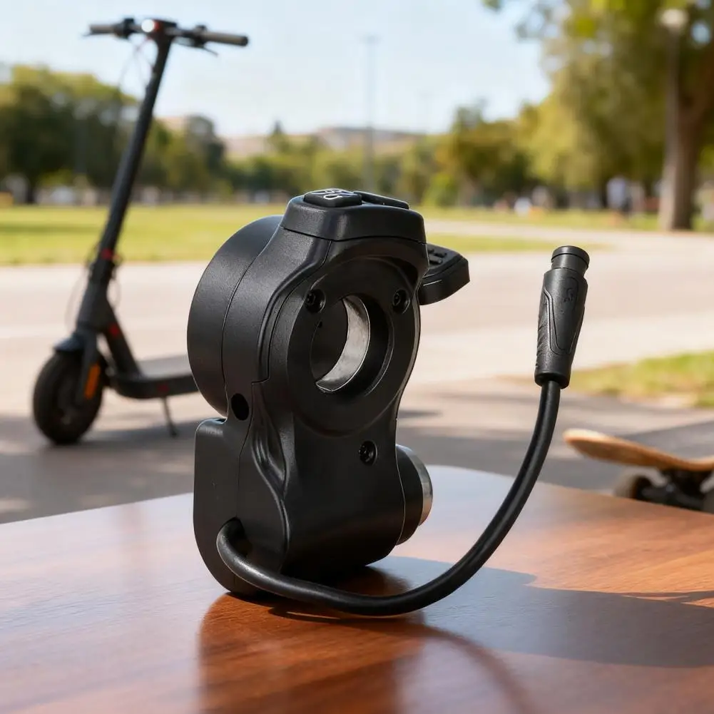 Scooter Throttle Control Switch Throttle Grip with Power Switch Electric Scooter Ignition Lock with 7-pin Interface Trigger
