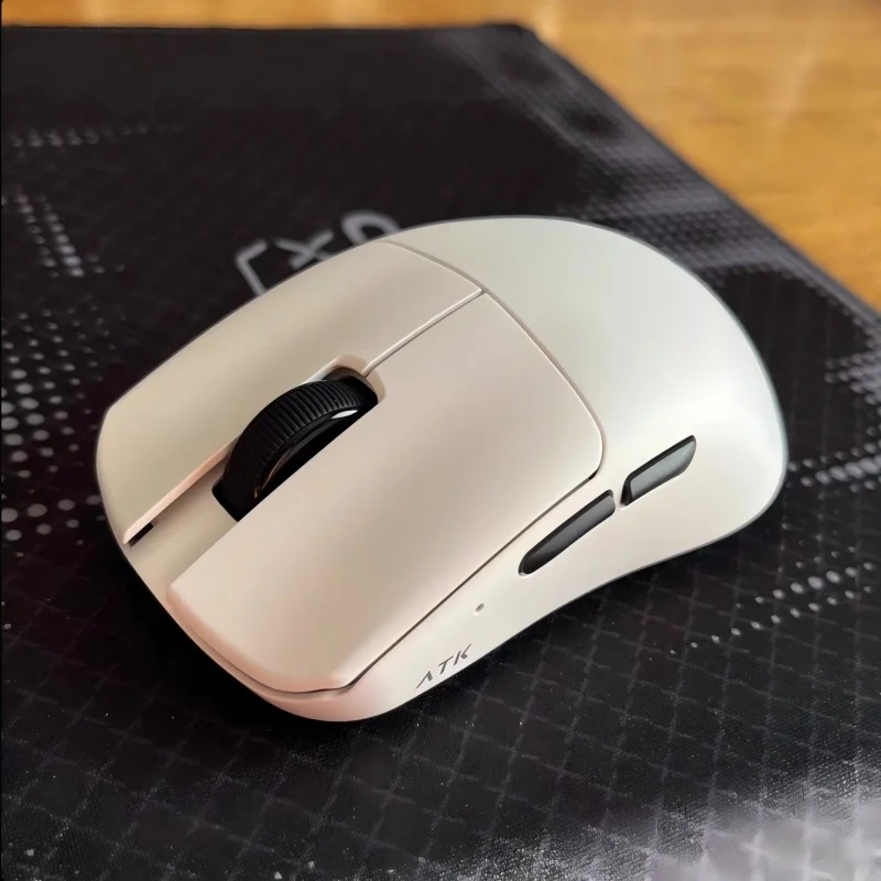 raton-inalambrico-para-juegos-atk-f1-v2-sensor-paw3950-nordic54-bateria-larga-de-baja-latencia-38g-torneo-ligero-de-mano-pequena-y-mediana