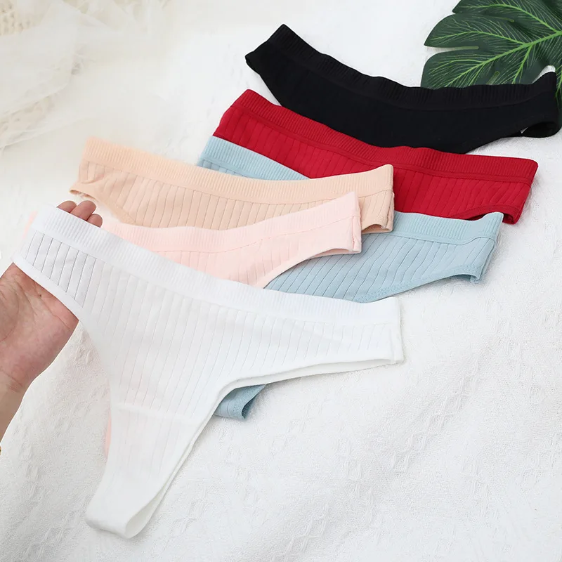 3Pcs/Set Woman G-Strings Cotton Female Simple Women's Panties Thongs Breathable Underwear Sexy Comfortable Underwear.