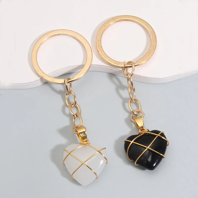 New Design Keychain Crystal Quartz Stone Heart Key Ring Colorful Winding Stone Key Chains For Couple Friend Gifts DIY Jewelry