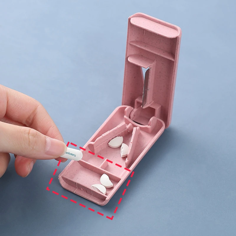 1pc Mini Plastic Medicine Pill Holder Useful Portable Tablet Cutter Splitter Pill Case Storage Box Pill Tablet Cutter Divider