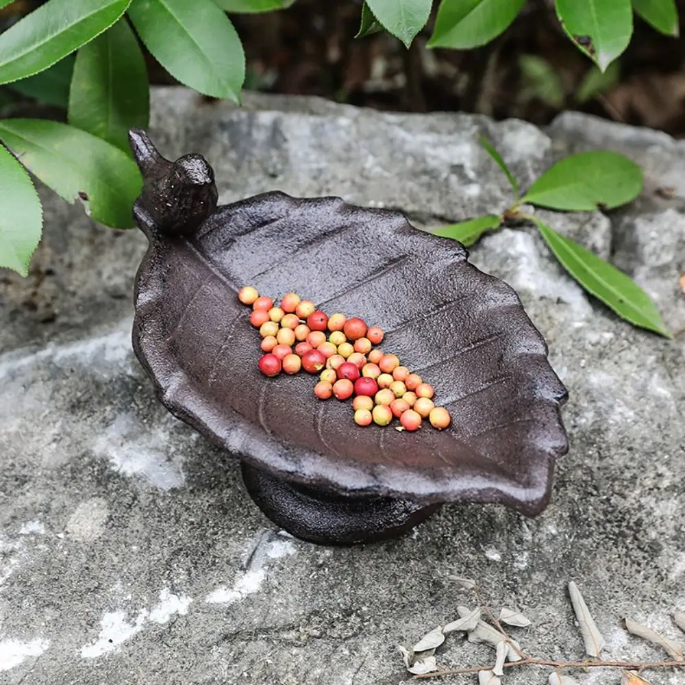 

Balcony Decoration Pot Cast Iron Petal Bird Feeder Basin Nostalgic Retro Bird Bath Waterproof Bird Food Dispenser Yard