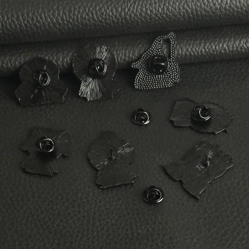 Coming Home-Pin esmaltado, insignia bonita del Parque Sur, mochila decorativa, ropa, broche de solapa, accesorios de joyería