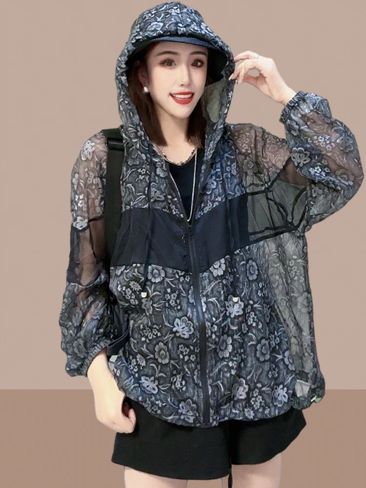 

Women's Summer 2026 New Sle UV Protection Ice Silk ort Jaet with Hood Breathable Floral Design Large Size Outerwear