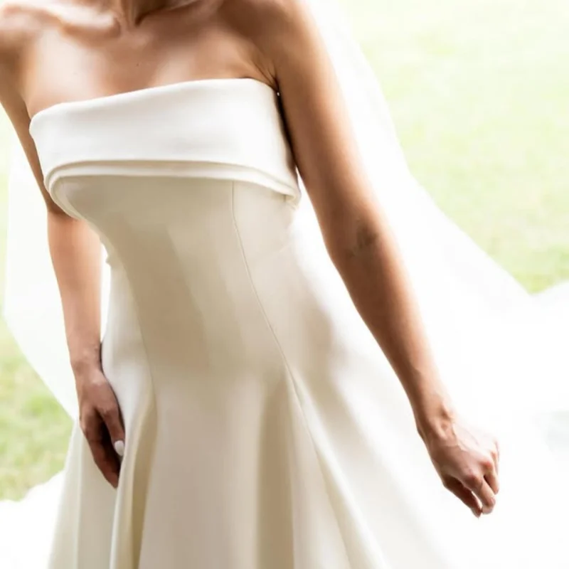 

satin ivory white Appliques Wedding Dresses flower off-shoulder pleating Bridal Gowns Made Customized