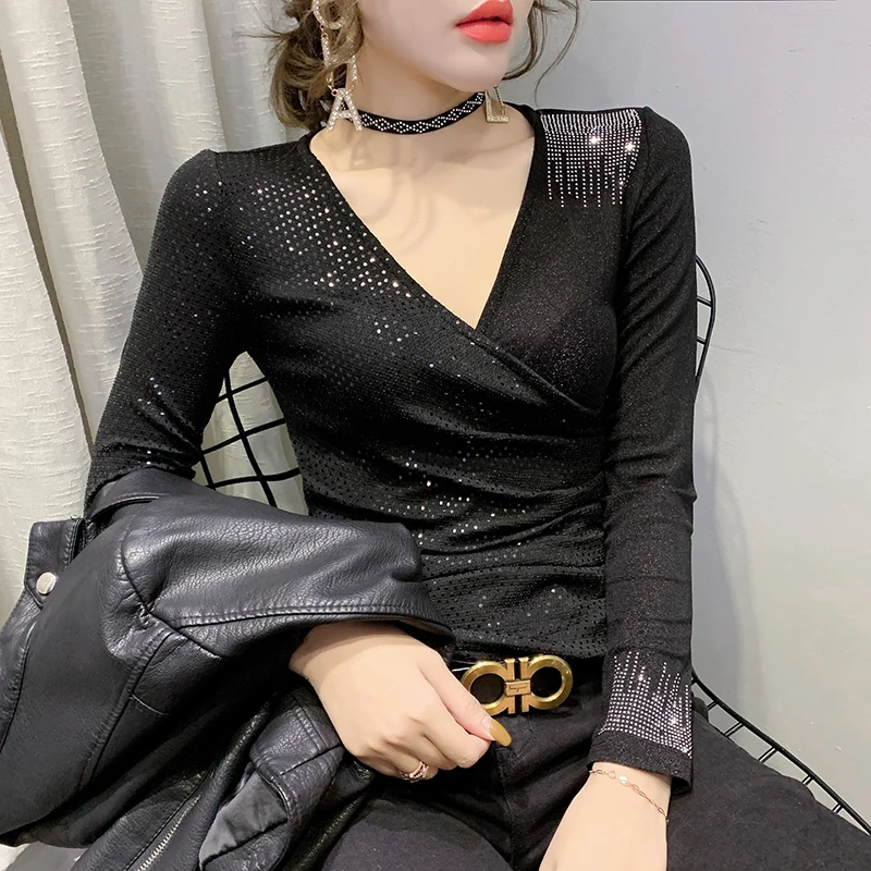 2023 새로운 가을 겨울 유럽 의류 섹시한 v 넥 패치 워크 반짝 이는 다이아몬드 티셔츠 여성 탑 긴 소매 밝은 티셔츠 39129