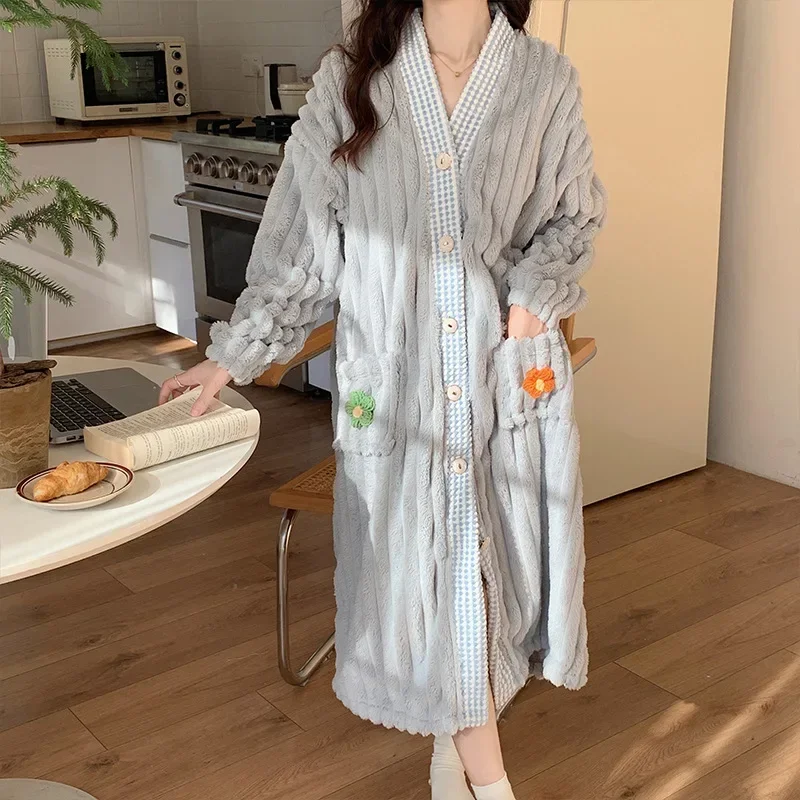 Women Robes Winter Thicken Warm Sleepwear Coral Fleece Bathrobe Ladies Pajamas Female Casual Home Clothes Butttons Nightdress