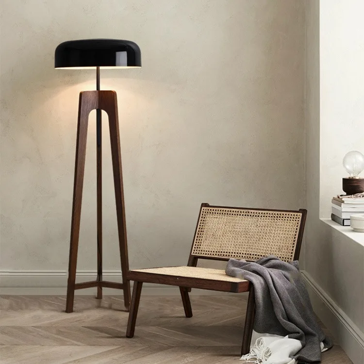 Luxury Floor Lamp, 3-Leg Wooden Tripod Living Room Sofa Bedroom Lighting, Walnut Wood Standing Light, Modern Home Decor