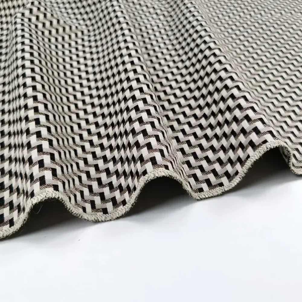 

Жаккардовая ткань с волнистым узором, темный узор, твердый костюм, пальто, ветровка, шорты, платье, ткань, брендовый модный дизайн, шитье, оптовая продажа