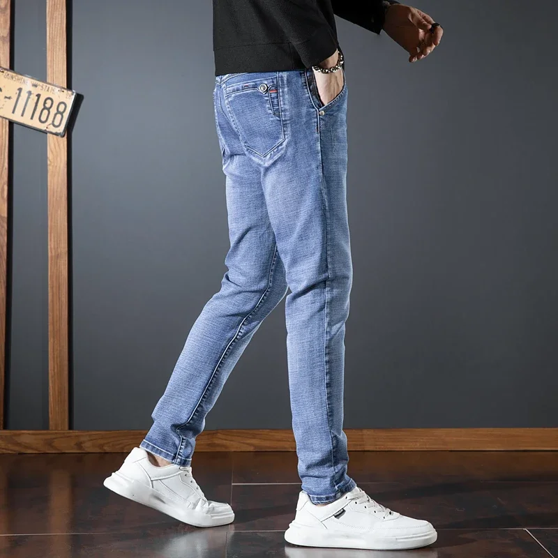 Calça jeans azul dos homens, casual calças finas, micro-stretch calças jeans, moda, tamanho asiático 27-36