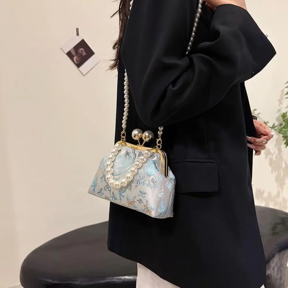Pearl Chinese Style Handbag Kiss Lock Shoulder Embroidery Banquet Bag Elegant Cheongsam Accessories Ladies Shell Bag Wedding view 3