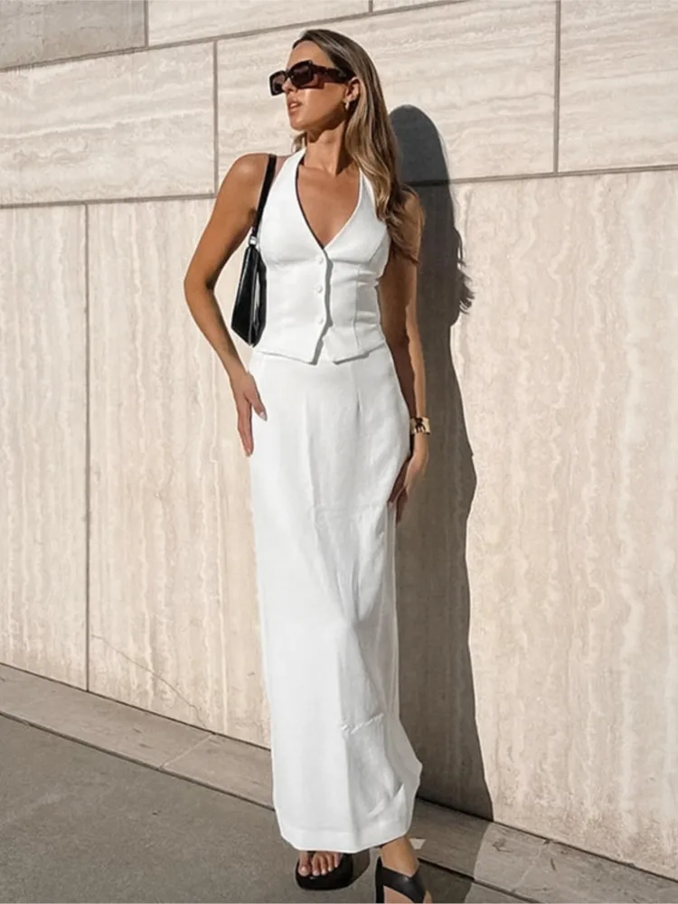 

Stylish Solid Color Button 2 Piece Set 2026 Summer Women's Clothing Halter Tops Slit Long Skirt Set Suitable For Street Wear