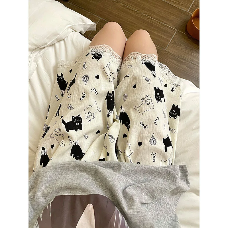 

Пижамные штаны, женские летние шорты, тонкие студенческие свободные шорты больших размеров, домашние шорты с героями мультфильмов для прогулок, домашние штаны с рисунком кота для девочек