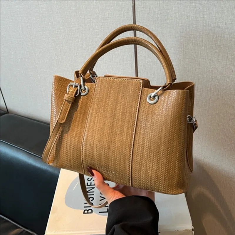 2025 موضة جديدة بسيطة الكورية اليابانية حقيبة كروسبودي عادية حقيبة يد نسائية التنقل حقائب كتف حقيبة يد لخريف