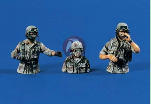 

1 / 35 Resinoid US Tank / Armoured Personnel Carrier (3 Half Digits)